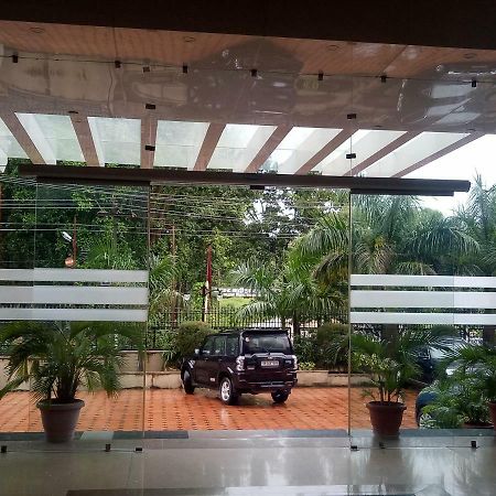 Hotel Pearl Avenue Dehradun Zewnętrze zdjęcie