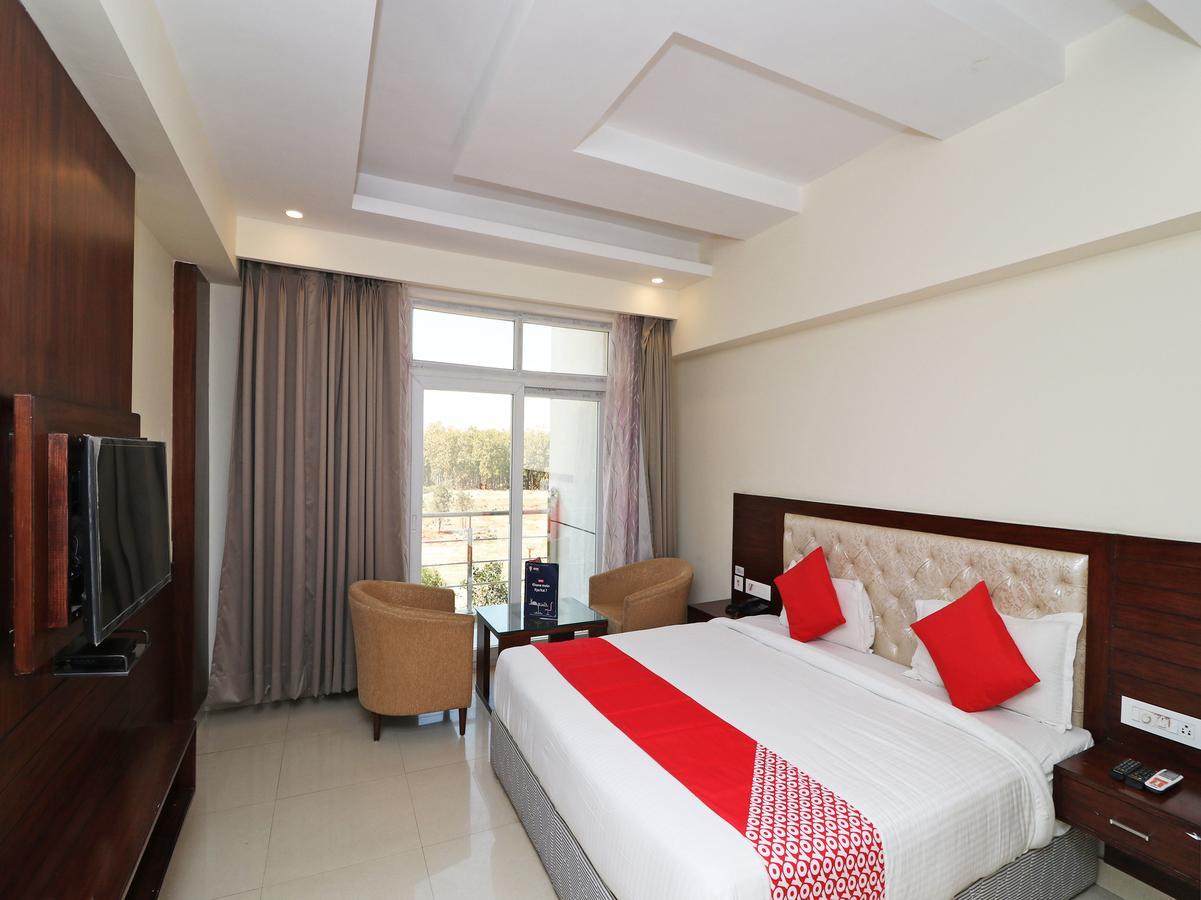 Hotel Pearl Avenue Dehradun Zewnętrze zdjęcie