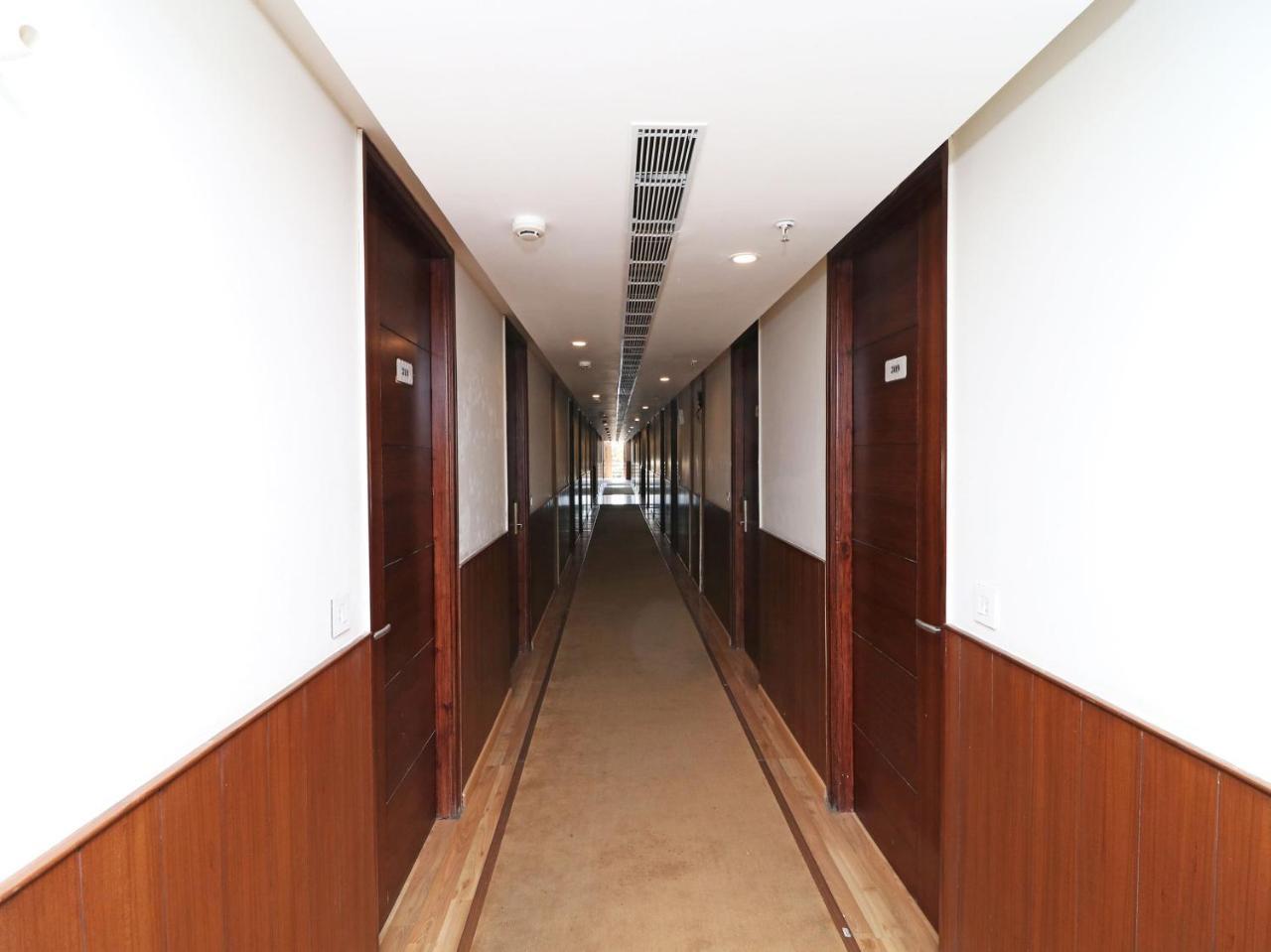Hotel Pearl Avenue Dehradun Zewnętrze zdjęcie
