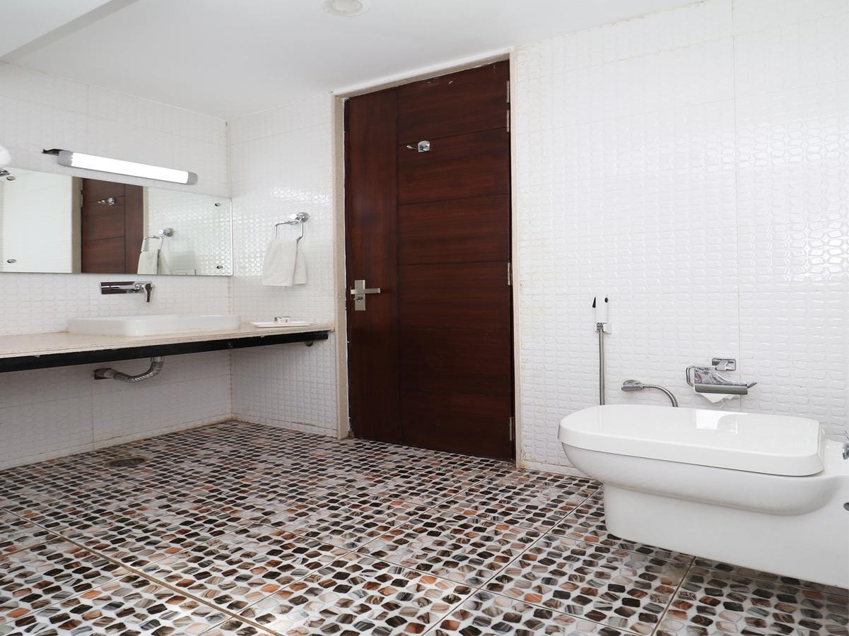 Hotel Pearl Avenue Dehradun Zewnętrze zdjęcie