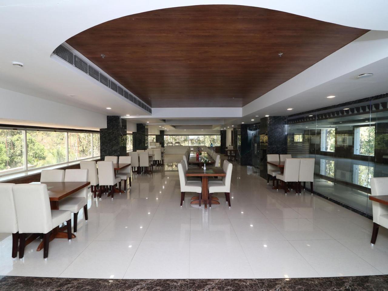 Hotel Pearl Avenue Dehradun Zewnętrze zdjęcie