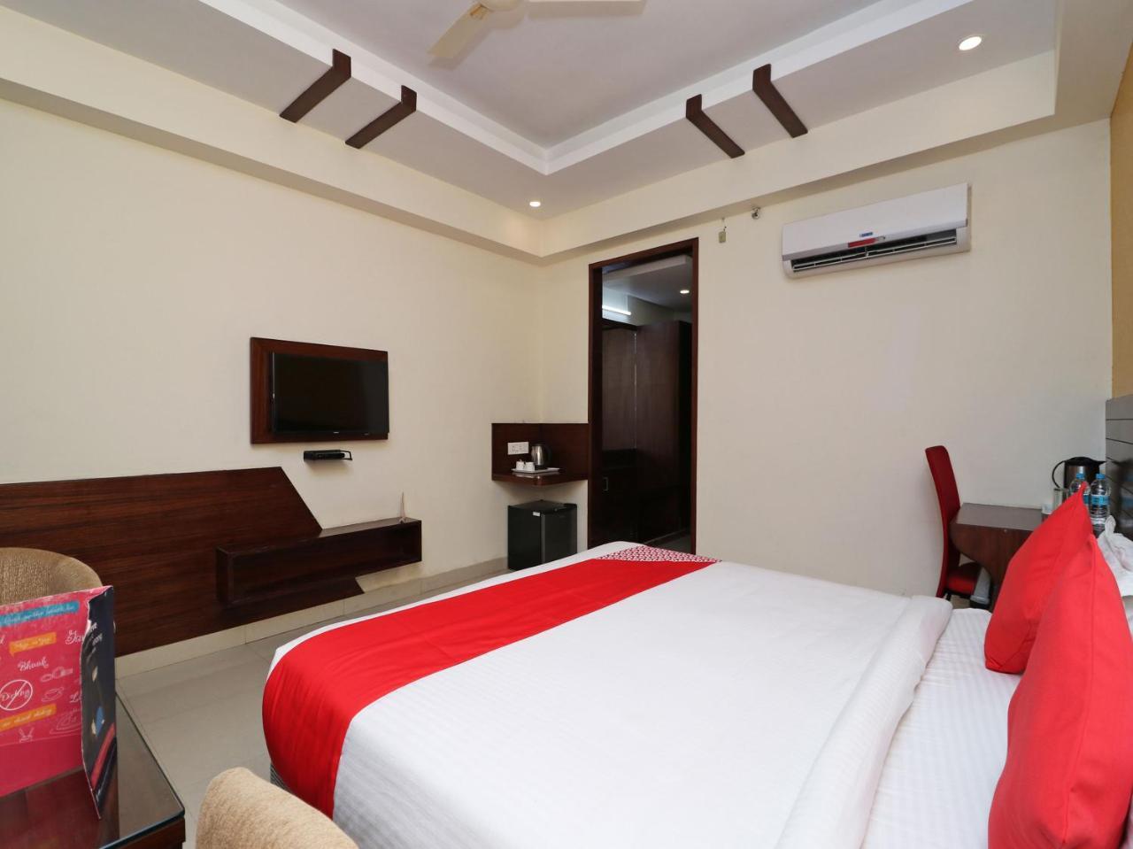 Hotel Pearl Avenue Dehradun Zewnętrze zdjęcie