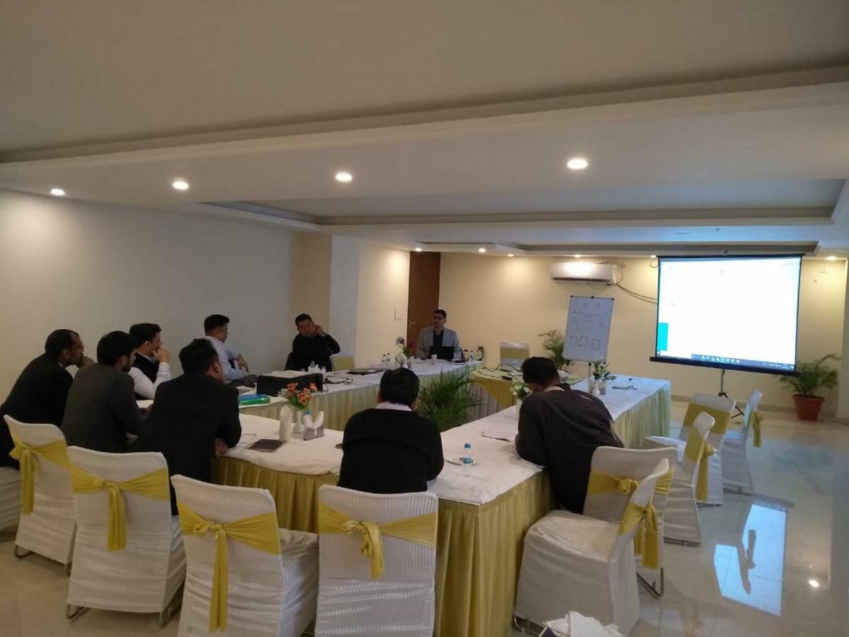 Hotel Pearl Avenue Dehradun Zewnętrze zdjęcie