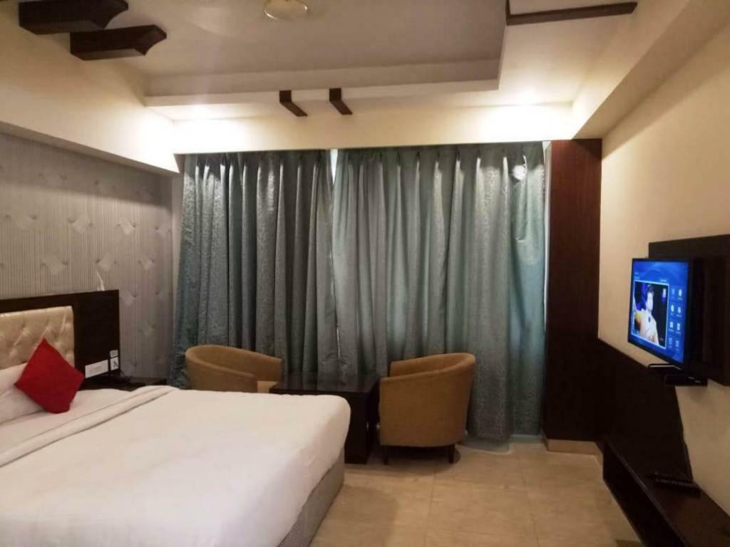Hotel Pearl Avenue Dehradun Zewnętrze zdjęcie